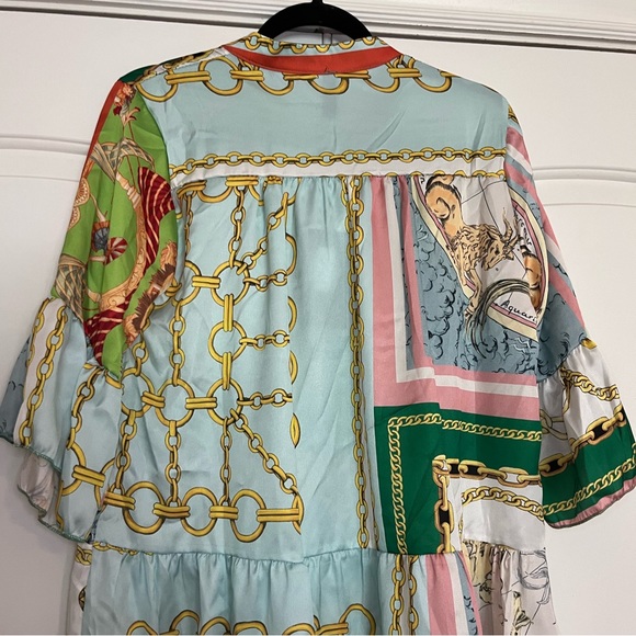 💗 Multi-Print Oversized Blouse - Picture 2 of 7